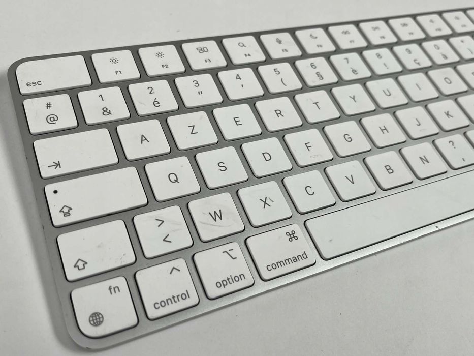 Klawiatura Apple MK2A3F/A srebrna AZERTY