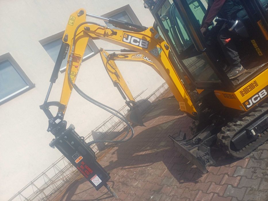 Minikoparka usługi wynajem roboty ziemne wykopy Łobez