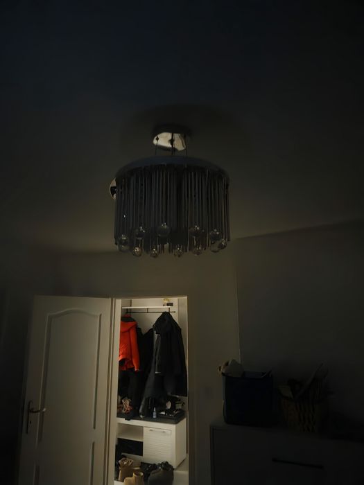 Lampa wiszaca z pilotem