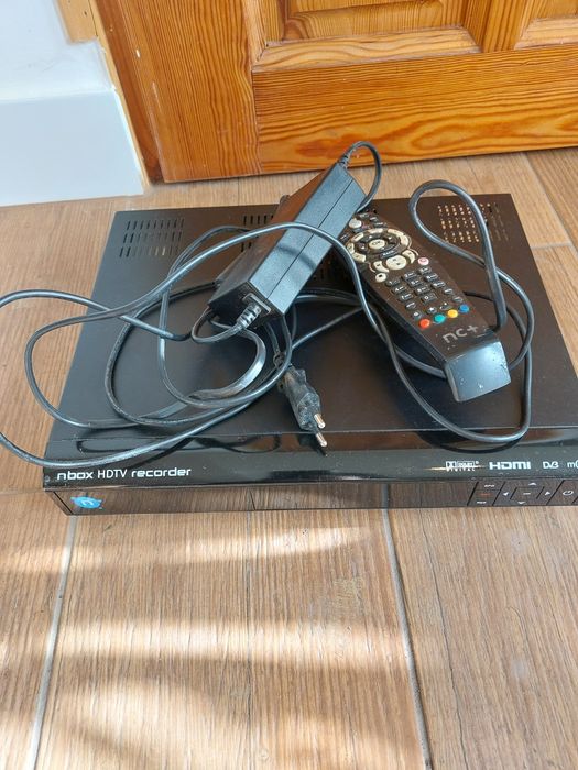 Dekoder czarny pilot kabel