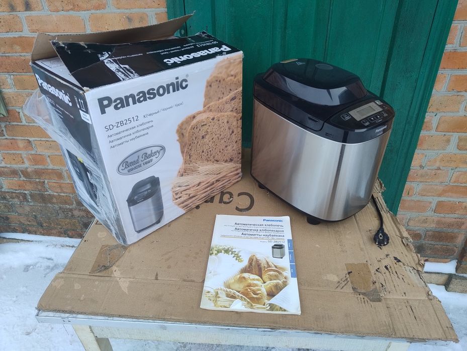 З дефектом робоча автоматична хлібопіч Panasonic SD-ZB2512 хлібопічка