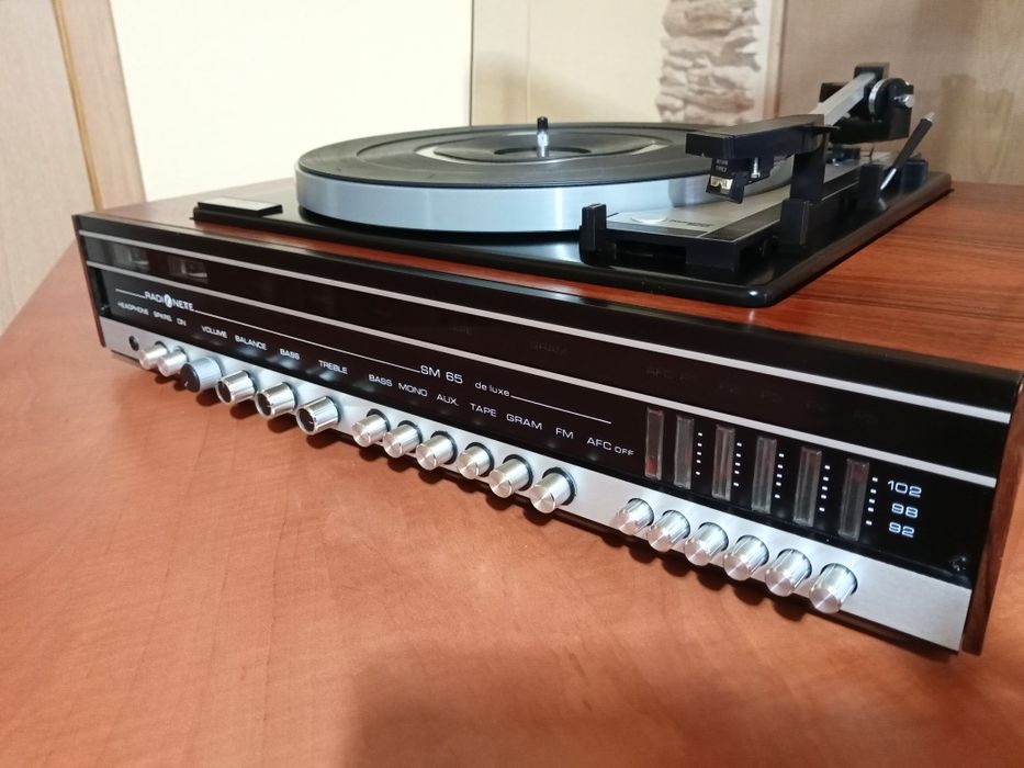 " Gramofon RADIO NETTE " Tandberg