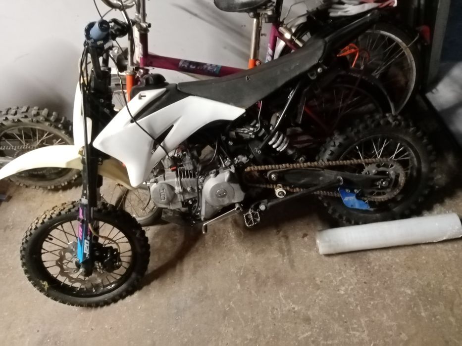 Sprzedam pojazd dla dzieci mrf 120 ttr