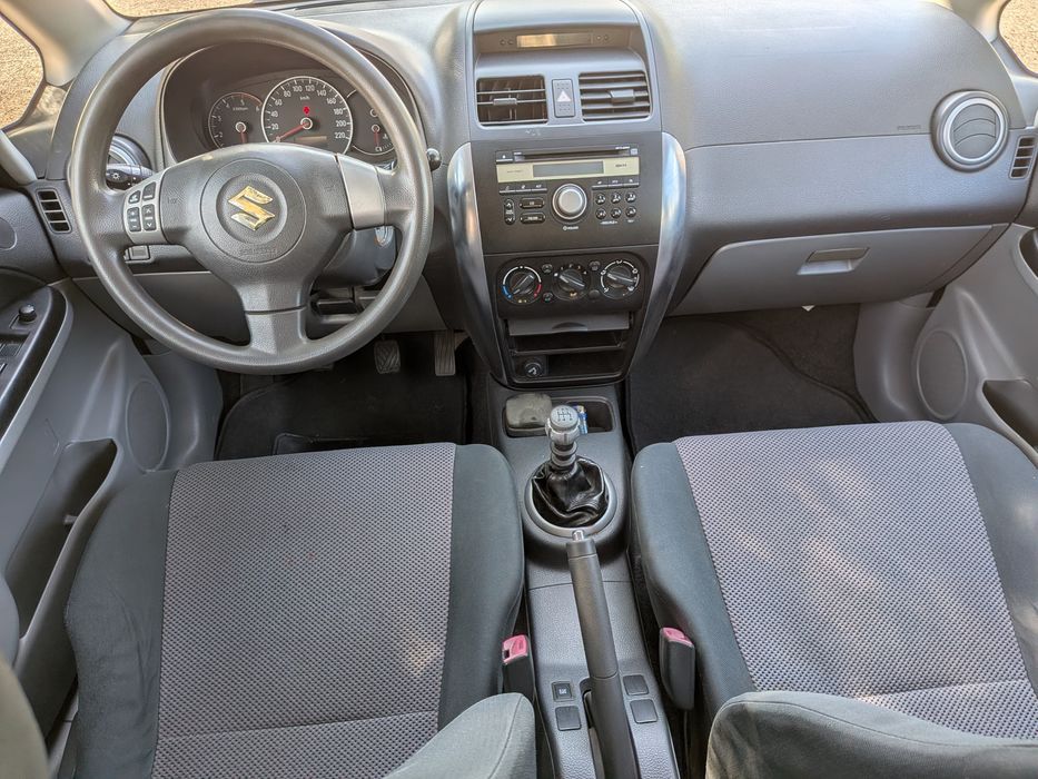 Suzuki SX4 — fotografia 7