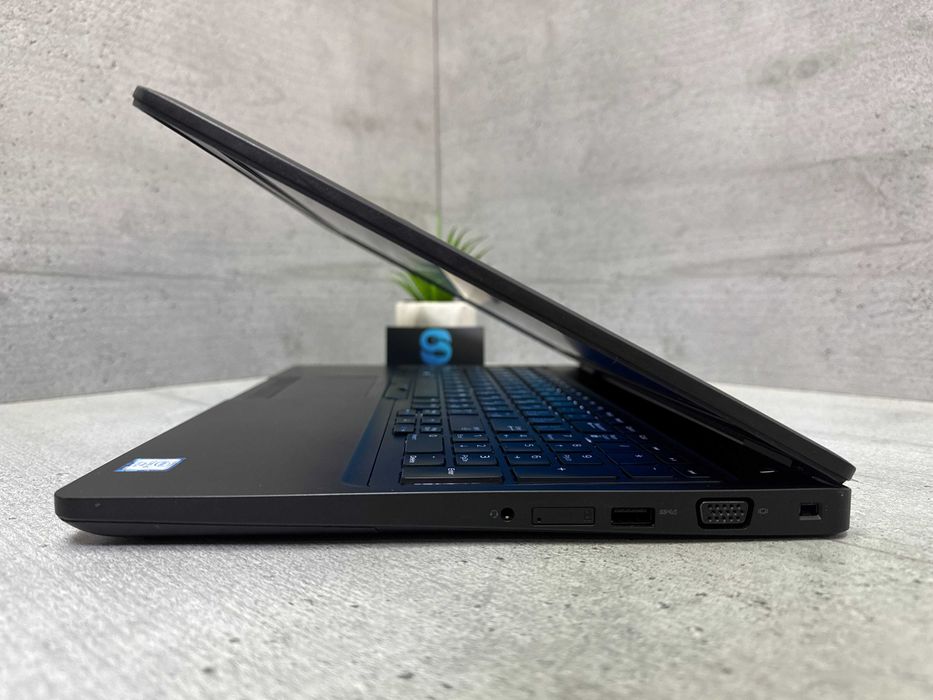 Надійний ноутбук Dell Делл 5580/i5-7300u/15.6”/200gb ssd/8gb ddr4