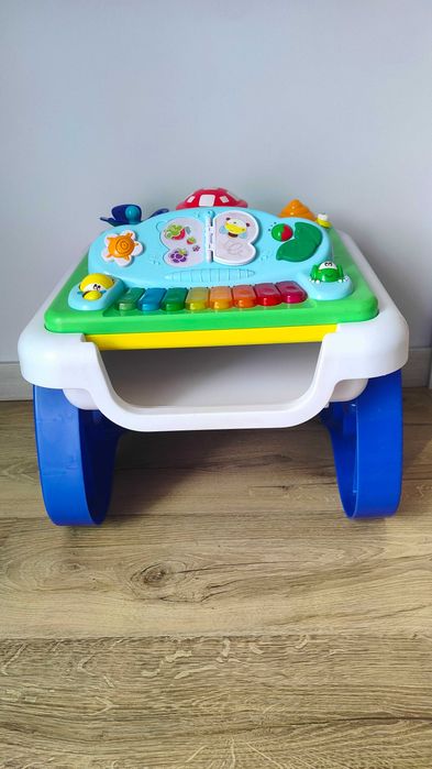 Chicco edukacyjny grający stolik muzyczny 2w1 wraz z stołeczkiem