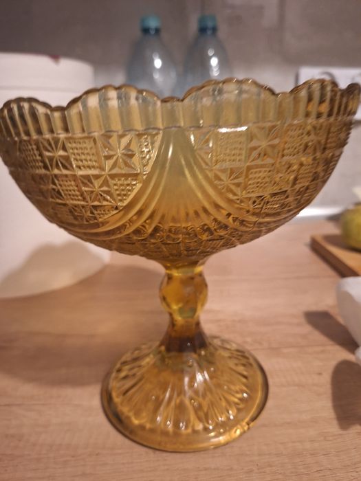 Owocarka, patera ząbkowice