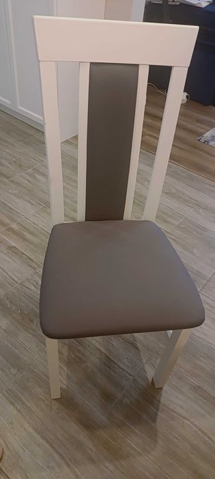 Stół rozkładany+6 krzeseł