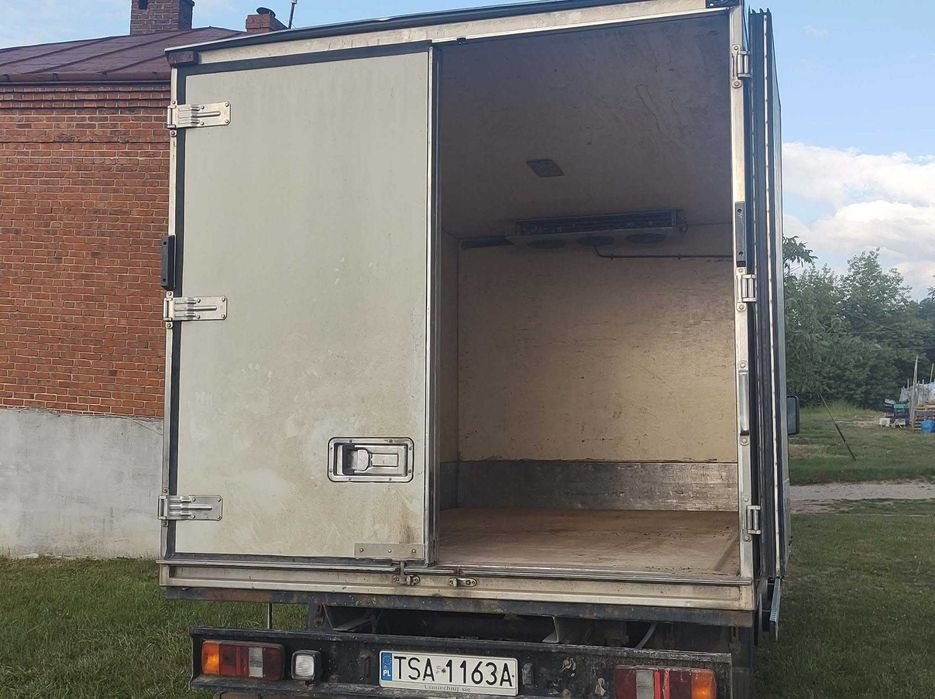 Samochód dostawczy