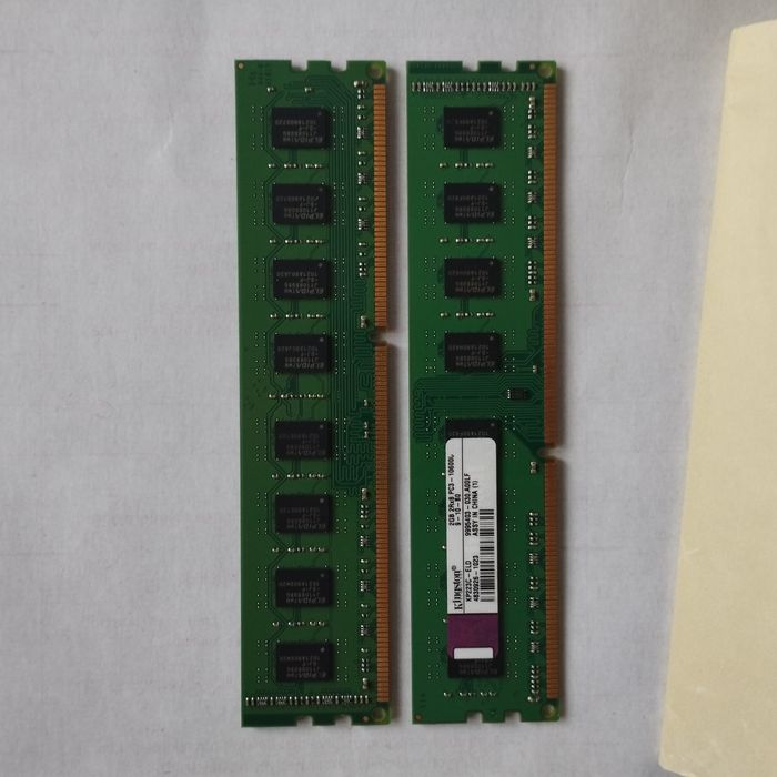 Kinston Ddr 3 на 2 гіга