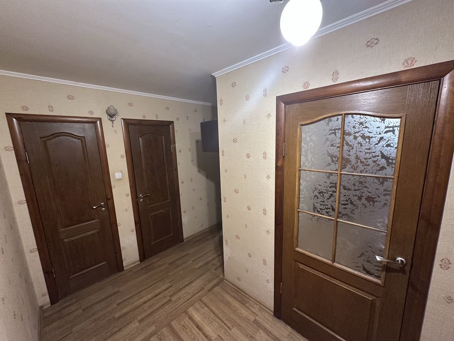 Здам 2к на Вишенці