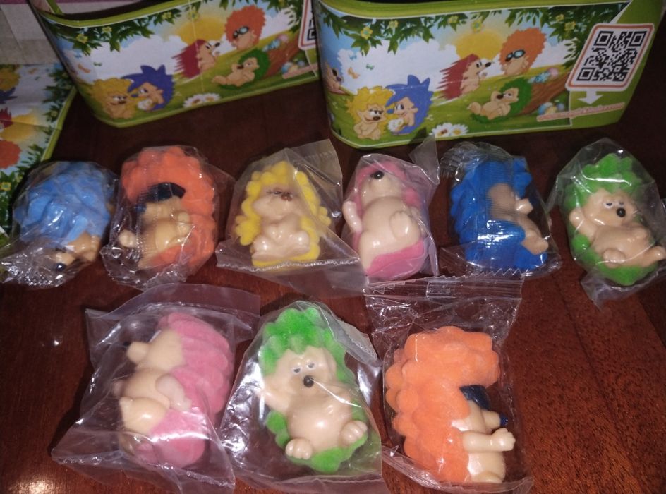 Киндер сюрприз Пасхальна серія Кіндеріно динозаври