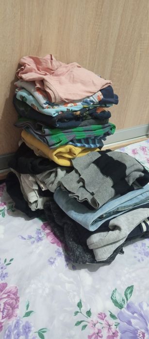 Продам пакет вещей для мальчика
