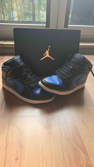 Jordan 1 Mid Black Royal Blue