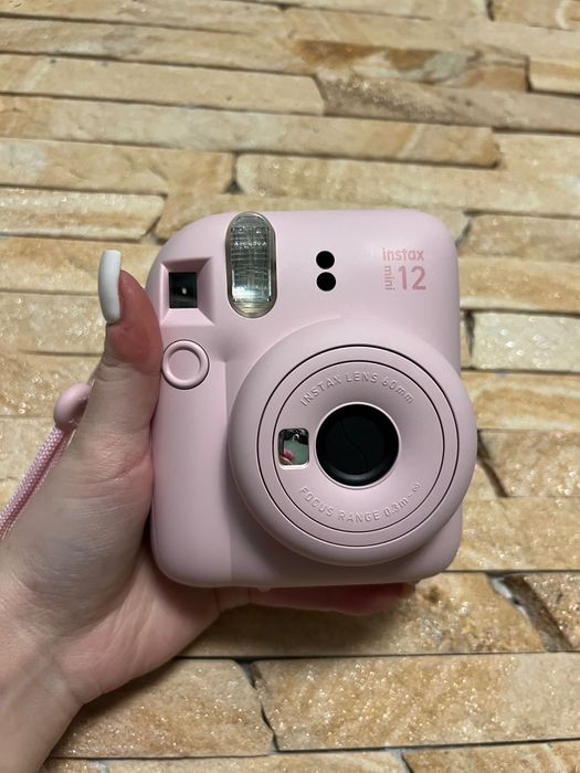INSTAX mini 12 camera