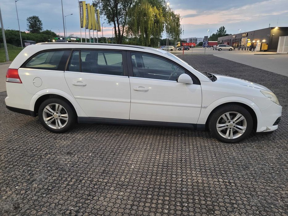 Sprzedam Opel Vectra 1.9 cdti 150 KM kombi