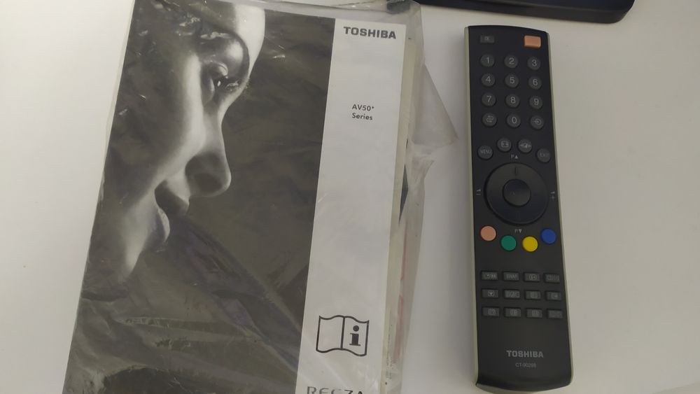 Телевізор Toshiba Regza 32AV500P без смарт TV
