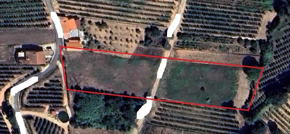 Terreno rustico e urbano em Alguber