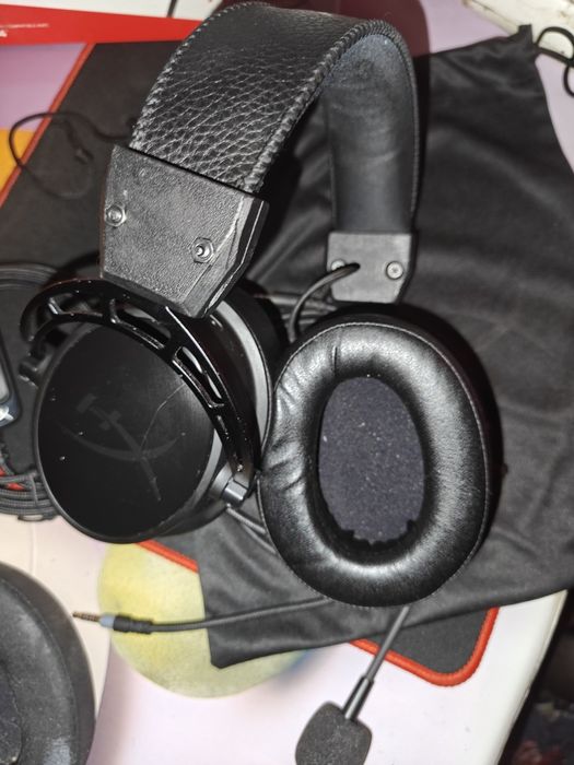 Hyperx cloud alpha S ( Black )