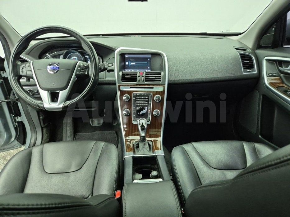 2015 Volvo XC60 2.4 D5 AWD Максимальна надійність