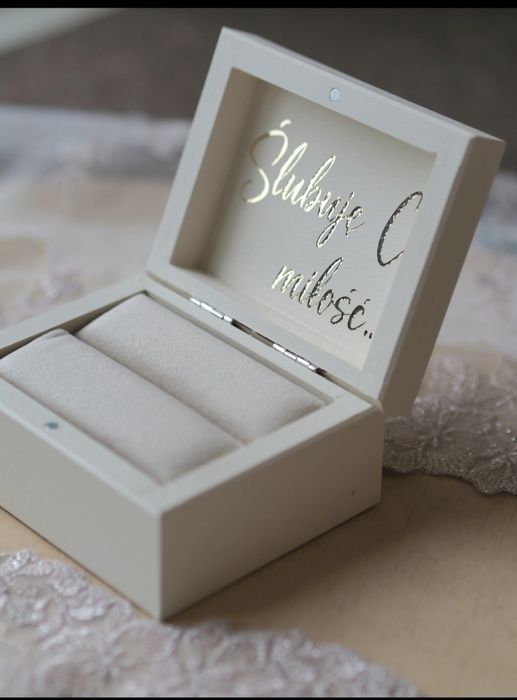 Pudełko na obrączki szampańskie Minimalistyczne