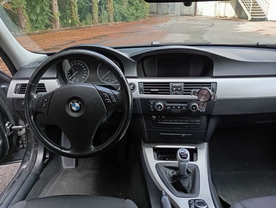 Vendo BMW 318D 2009 Carrinha