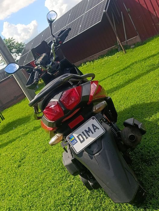 Продам скутер спарк