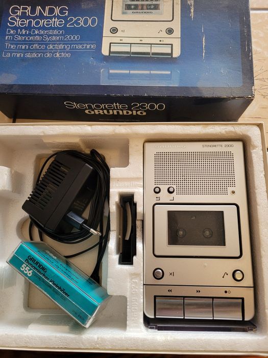 Dyktafon Grundig Stenorette 2300