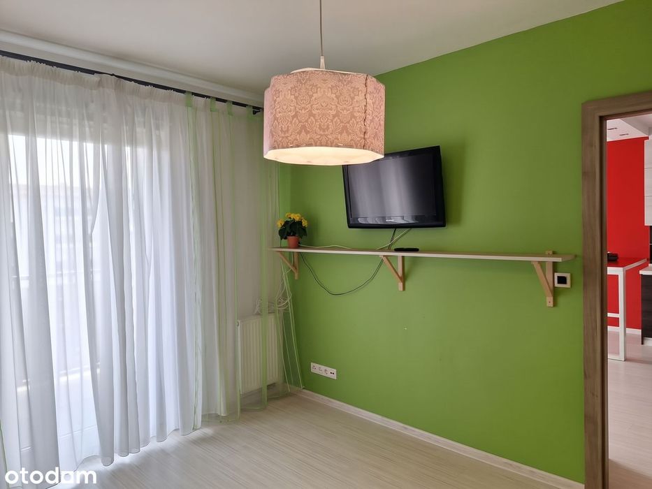 Dwa pokoje, 47 m² w centrum Siechnic – balkon i loggia plus garaż.