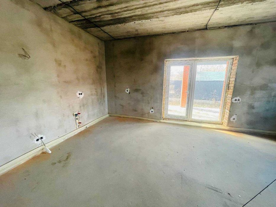 Продаж двоповерхового будинку з чистовими роботами!