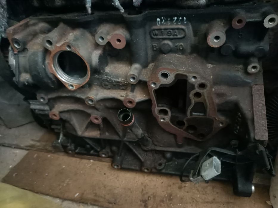 Блок двигуна 2.0 tfsi BWA BWE BPJ 06F103021H