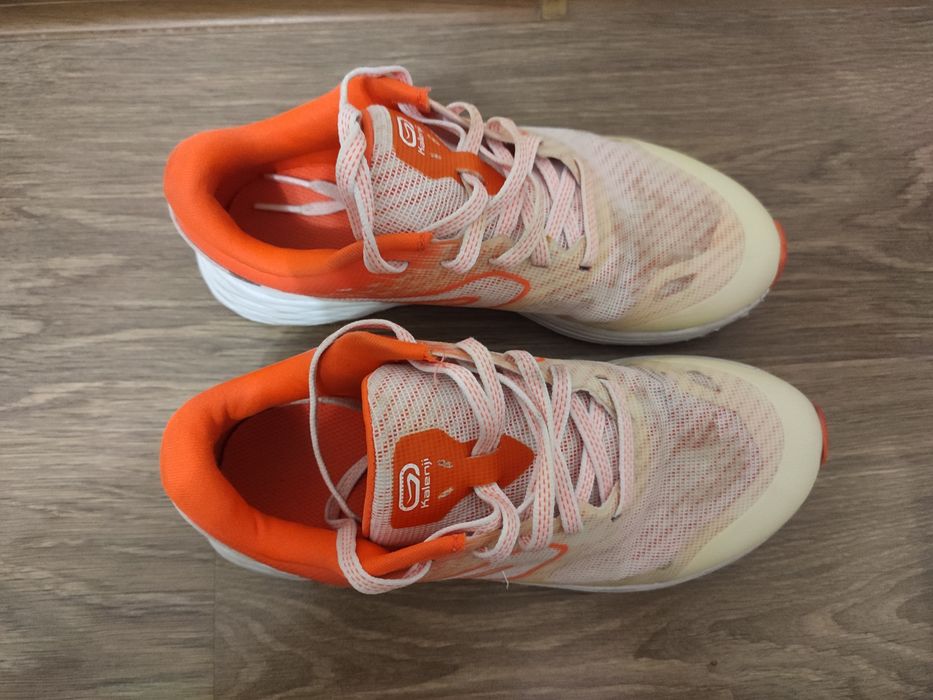 Кросівки Decathlon р. 35, 22 см