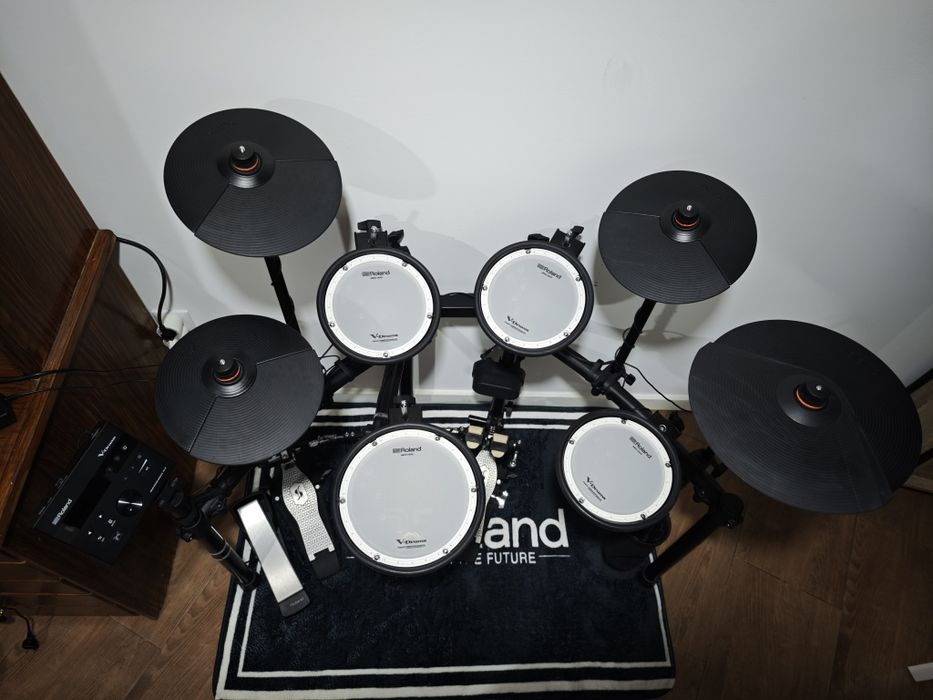 Bateria Eletrônica Roland TD-07 DMK  com extras