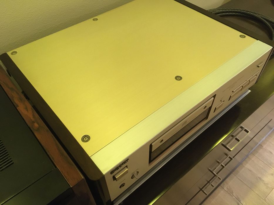 Odtwarzacz SONY CDP X77ES