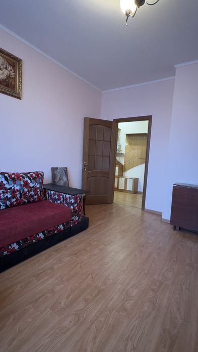 Оренда 2 кім квартири Центр вул. Хотинська 12, старіша новобудова ІО