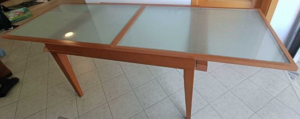 Mesa de jantar 130x90cm extensível