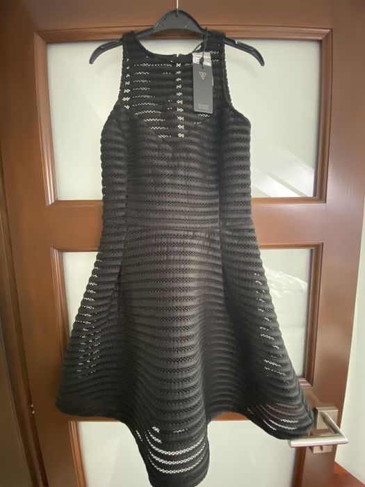 sukienka Guess XS nowa