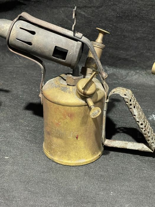 Лампы паяльные Швеция