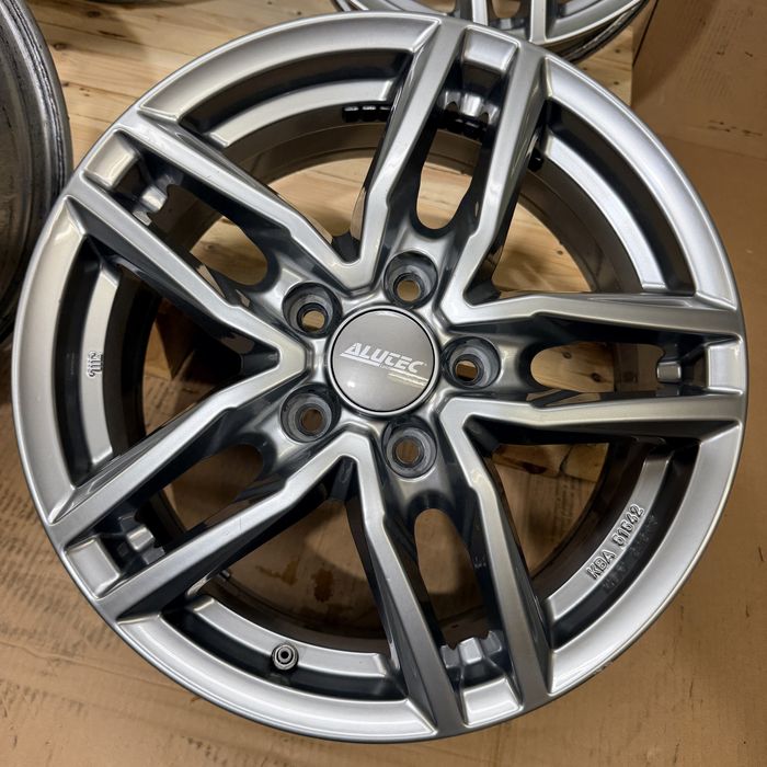 Alufelgi Alutec 16 cali 5x114,3 Renault Nissan Dacia Kia Hyundai Czujniki !!