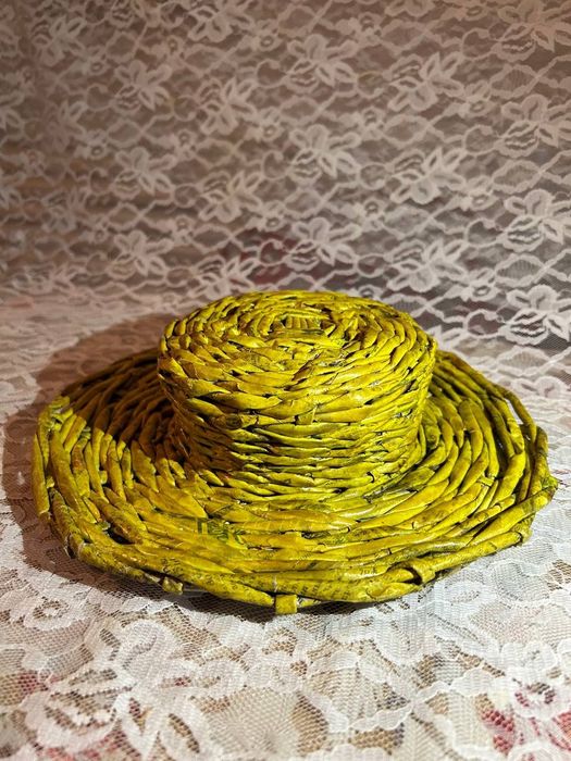 Вироби із газетних трубочок