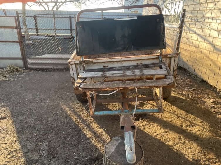 Продам прицеп як для машини так і для мотоблока