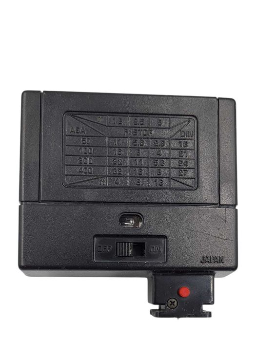 Lampa błyskowa Toshiba 320