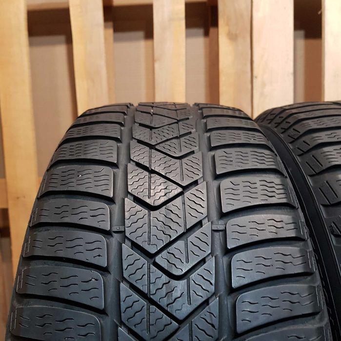 Pirelli Sottozero 3 215/60/16 Шини Зимові (2шт) з Європи б/в Р16