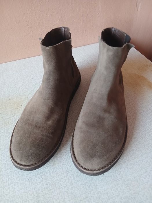 Продам хорошую импортную обувь,