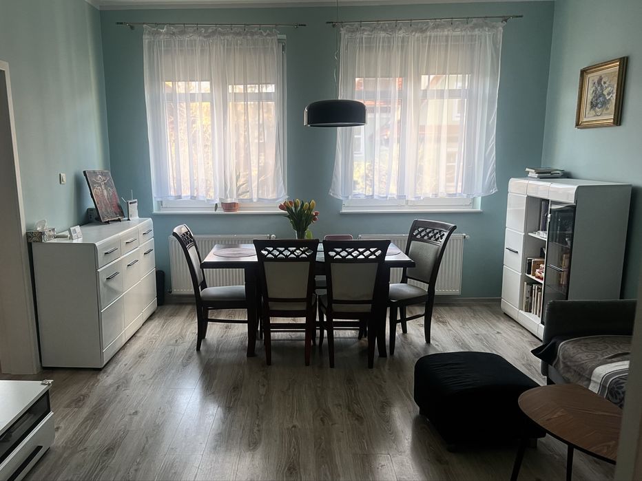 Sprzedam mieszkanie w kamienicy 76 m2