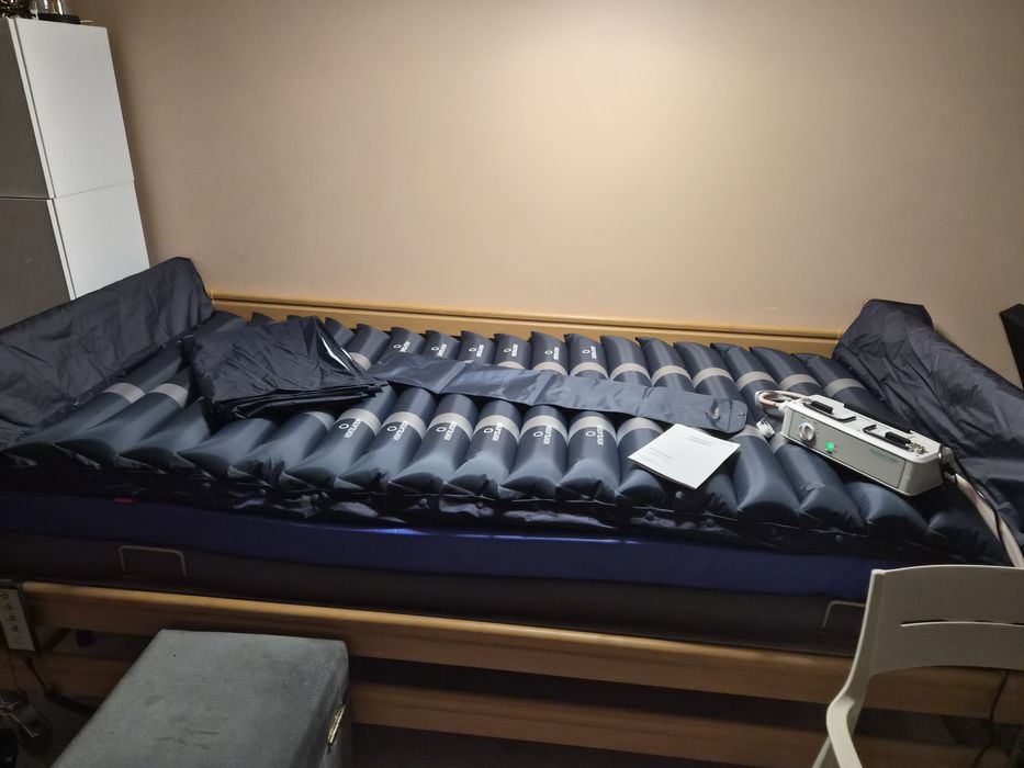 Materac przeciwodleżynowy rurowy pneumatyczny NOWY