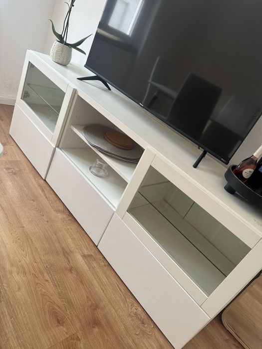 Mesa jantar branca 4 cadeiras + movel