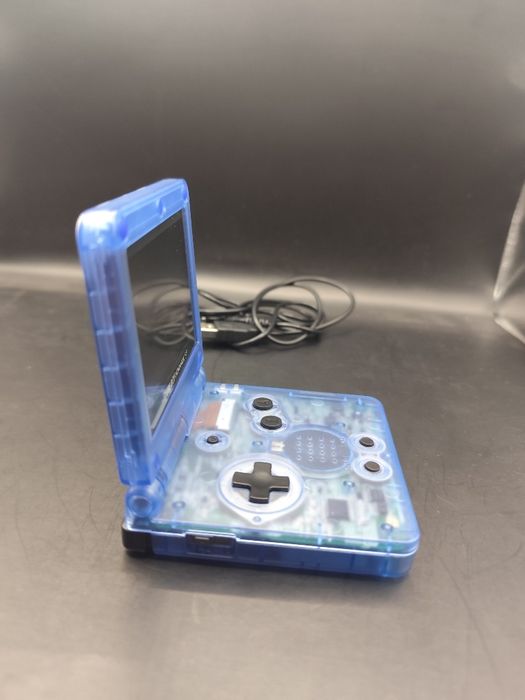 Nintendo Game Boy Advance SP Restaurada