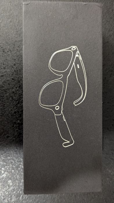 Розумні окуляри з AI-асистентом, камерою,навушниками .