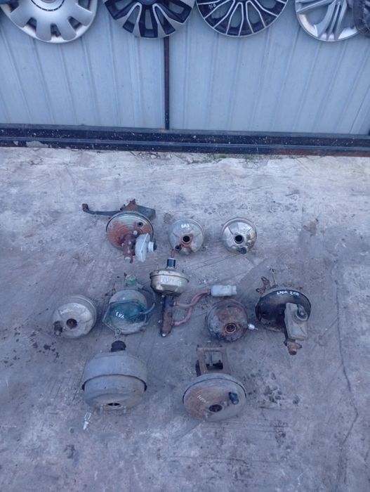 Вакумнний насос вакум ваз жигуль 2101 /2110/2109 Лада уаз волга